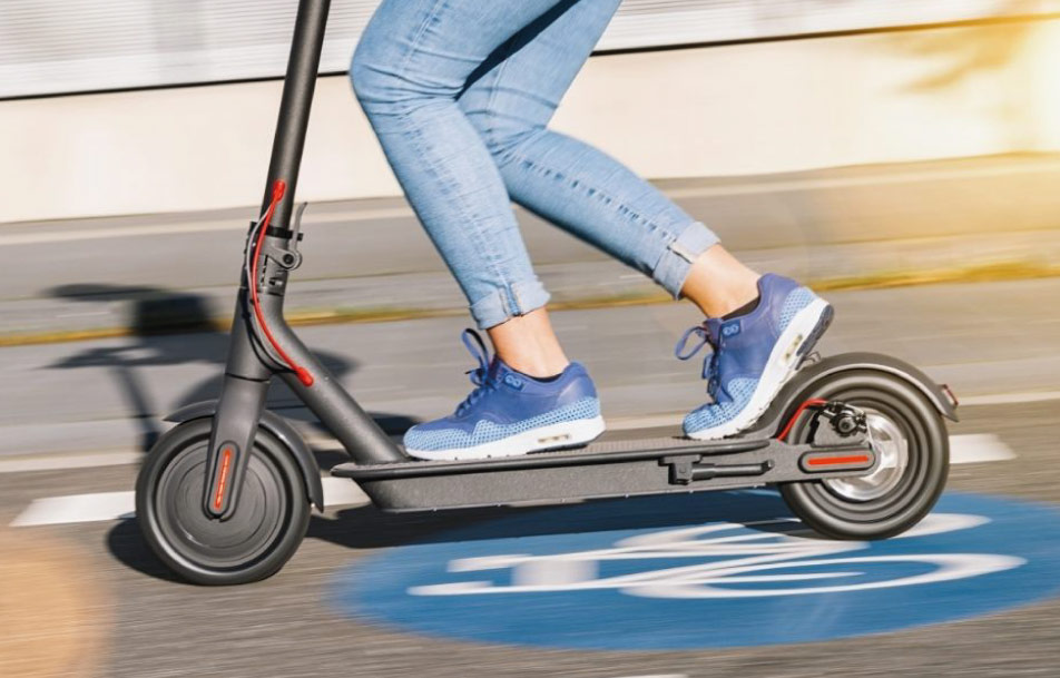  Multa Por No Llevar Casco en Patinete Electrico | Quadis Seguros